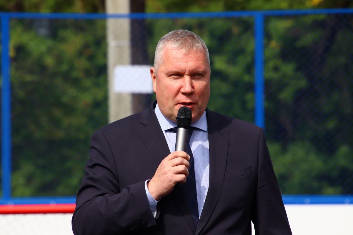 С теплой раздевалкой. В Магнитогорске открыли две универсальные спортивные площадки С теплой раздевалкой. В Магнитогорске открыли две универсальные спортивные площадки