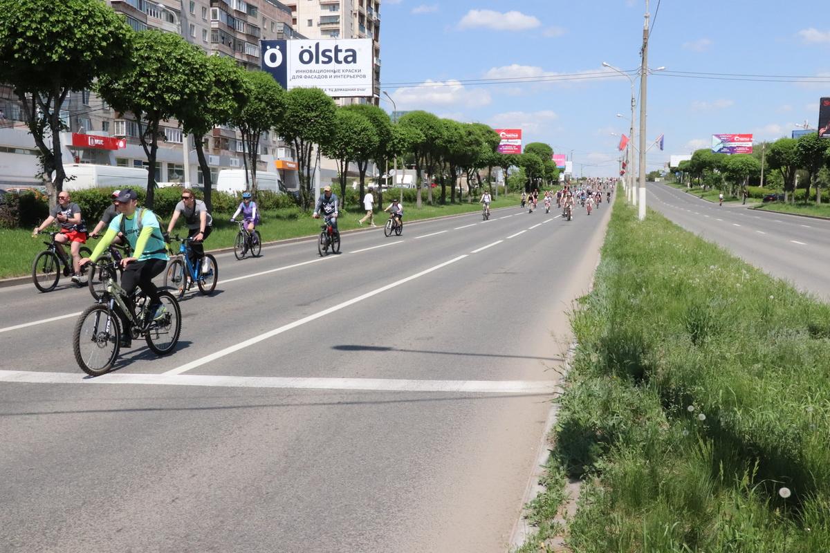 Велопарад 2026: 4,5 тысячи велосипедистов проехали по улицам Магнитогорска Велопарад 2026: 4,5 тысячи велосипедистов проехали по улицам Магнитогорска