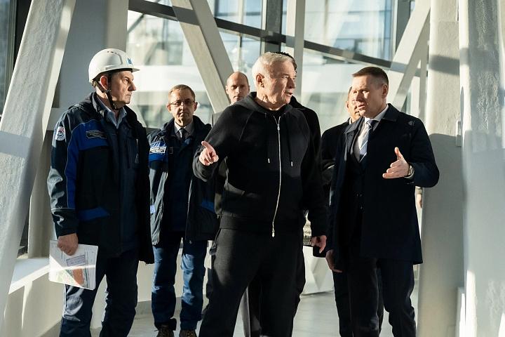 Виктор Рашников проинспектировал строительство хоккейной Академии «Металлург»