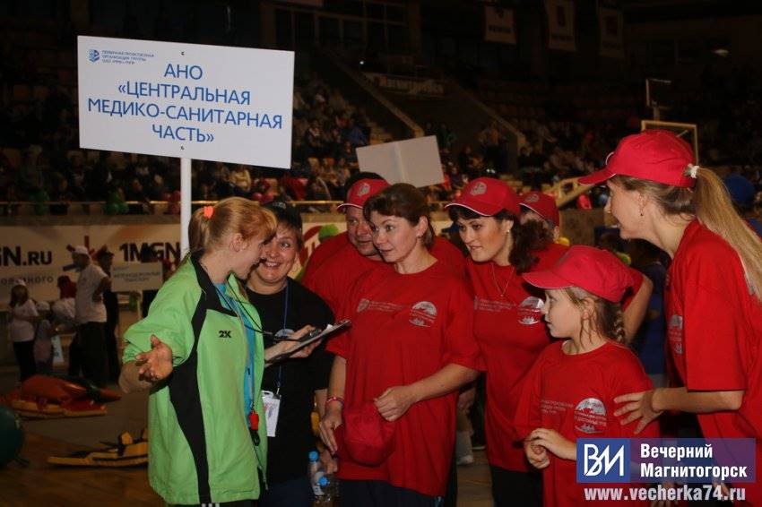 Мама, папа, я – спортивная семья Мама, папа, я – спортивная семья