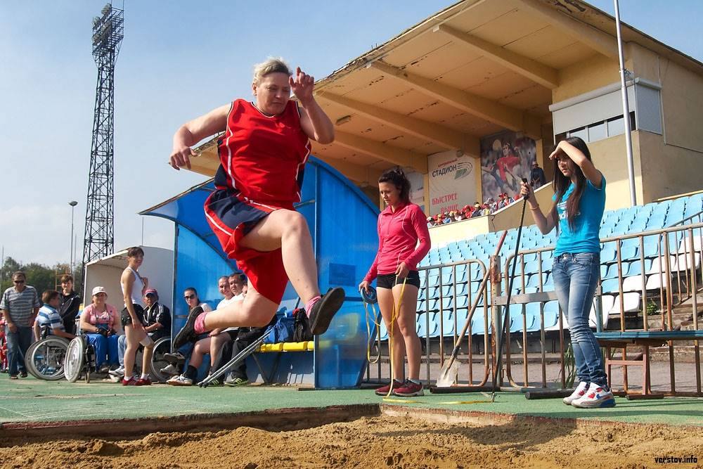 Чемпионы на колясках. В Магнитогорске начался необычный фестиваль спорта