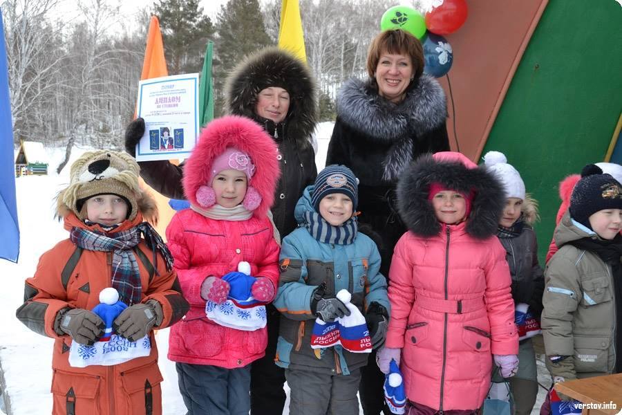 Биатлонисты-детсадовцы из Магнитогорска получили приз от чемпионки мира