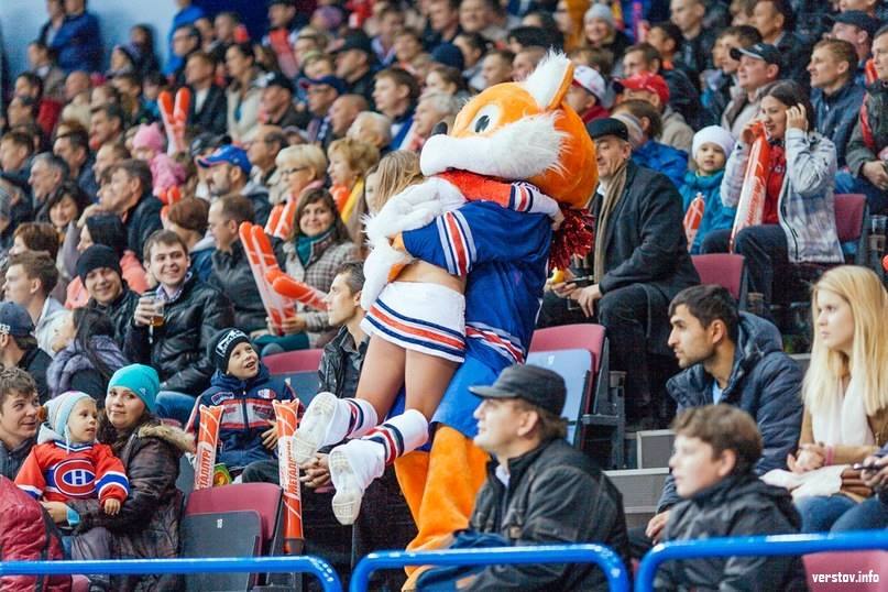 Очередной разгром! Мозякин и компания вновь «разобрали» «Трактор», а Величкин сбрил усы!