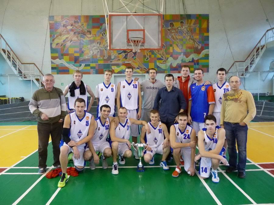 Сезон стартовал! Баскетболисты разыграли Кубок города Сезон стартовал! Баскетболисты разыграли Кубок города