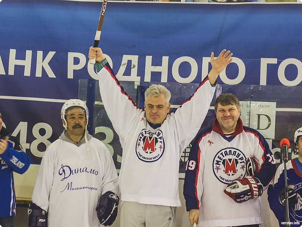 «Альфа-центр» – чемпион! ВИП-турнир по хоккею в валенках выиграли бизнесмены